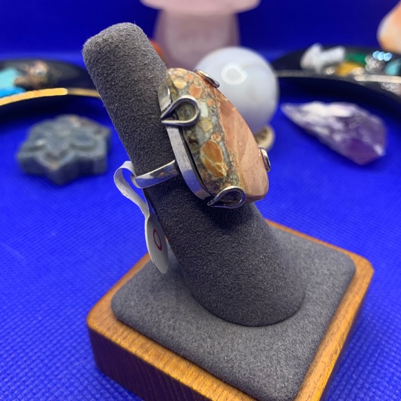 Fun Freeform Brecciated Jasper Ring! .925 Sterling Silver Overlay, Size 7 - Picture 4 of 14